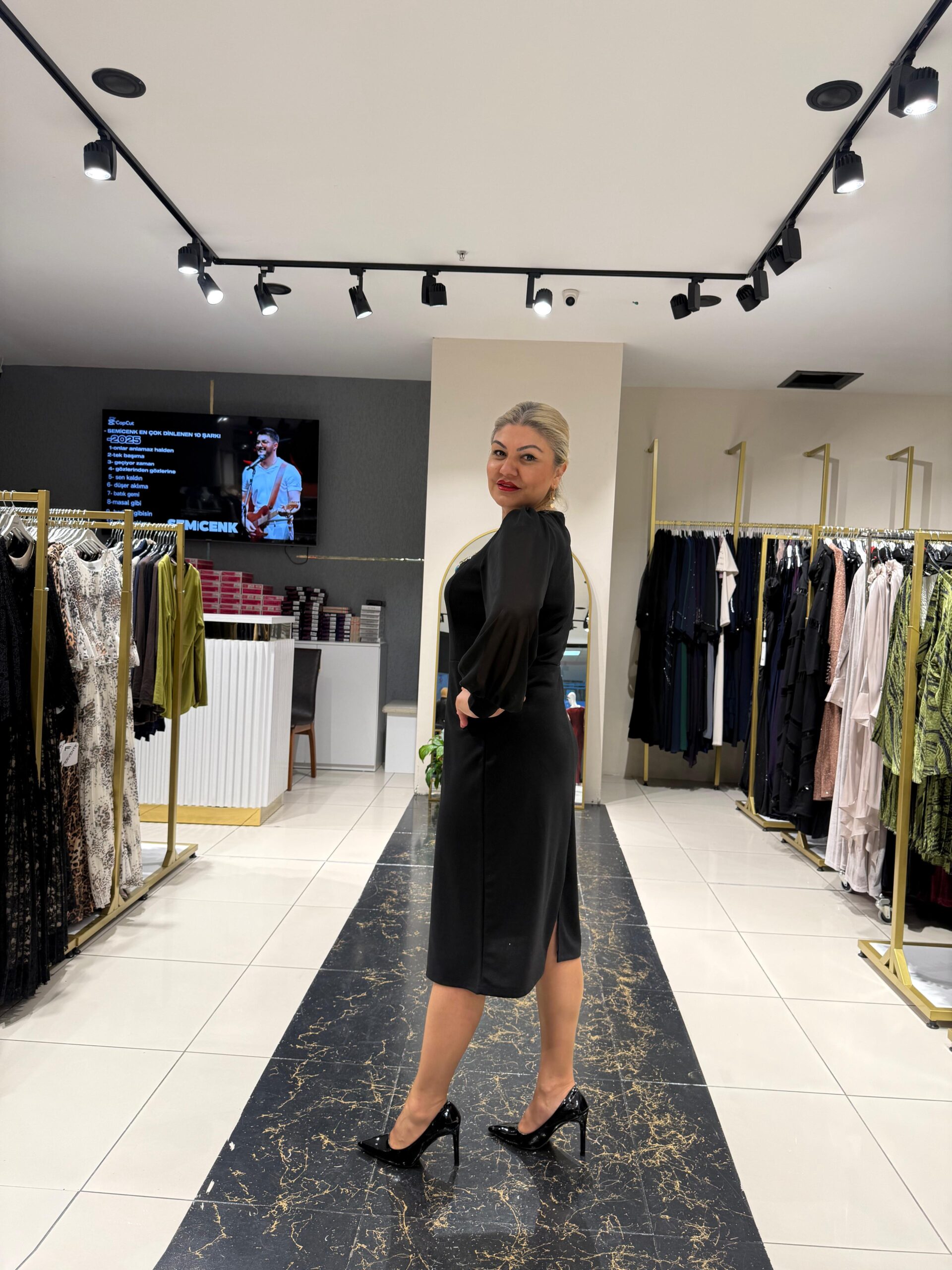 Kare Yaka Taşlı Abiye Elbise - Görsel 2