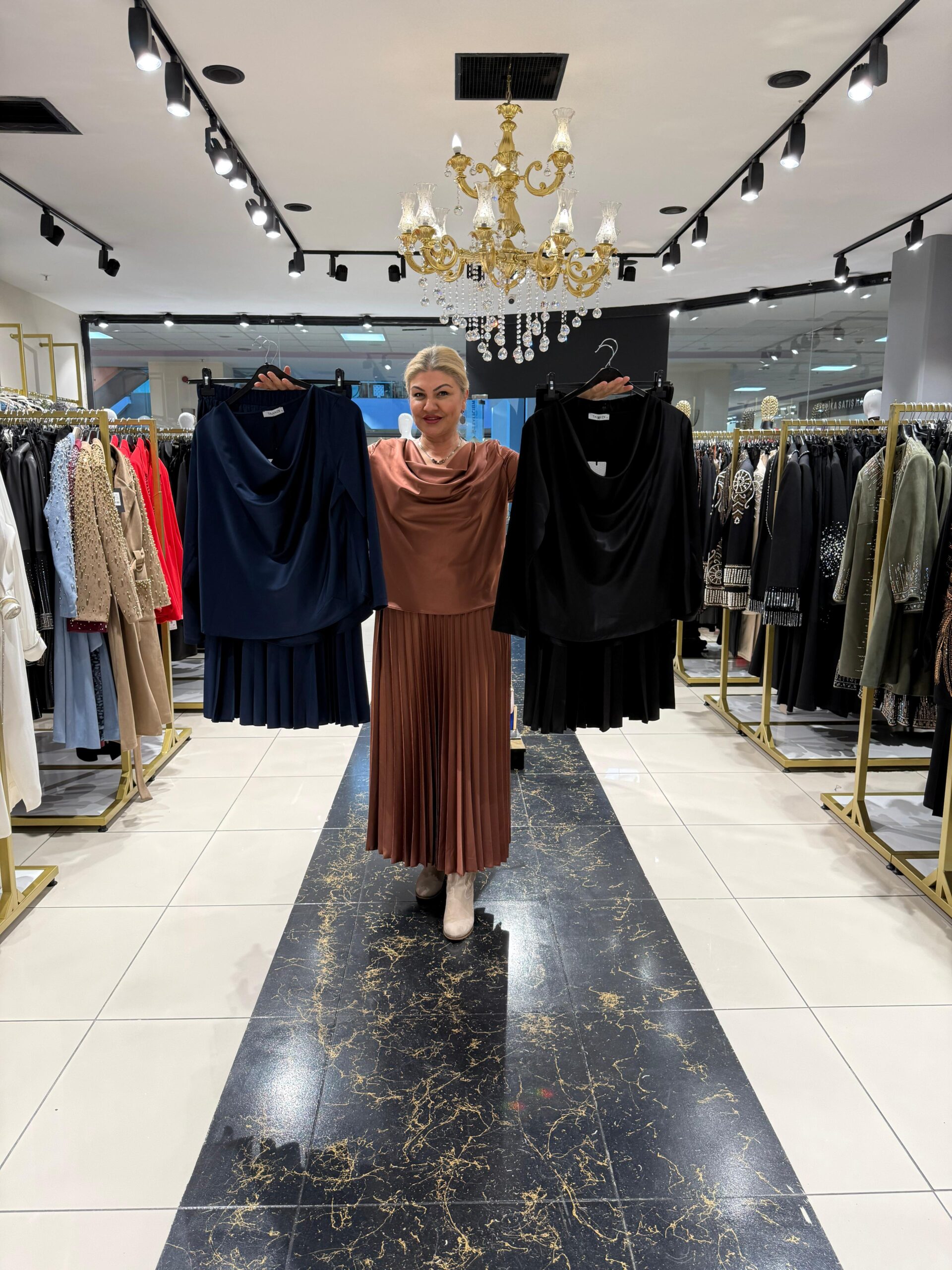 İpek Saten Enfes Takım - Görsel 4