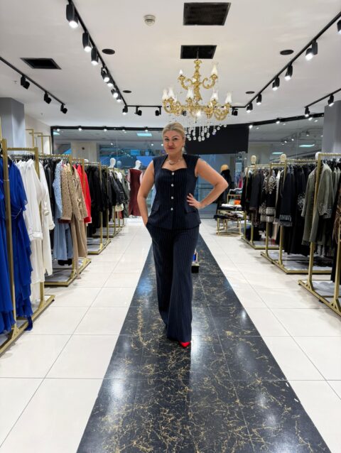 Çizgili Yelekli Alt Üst Klas Takım