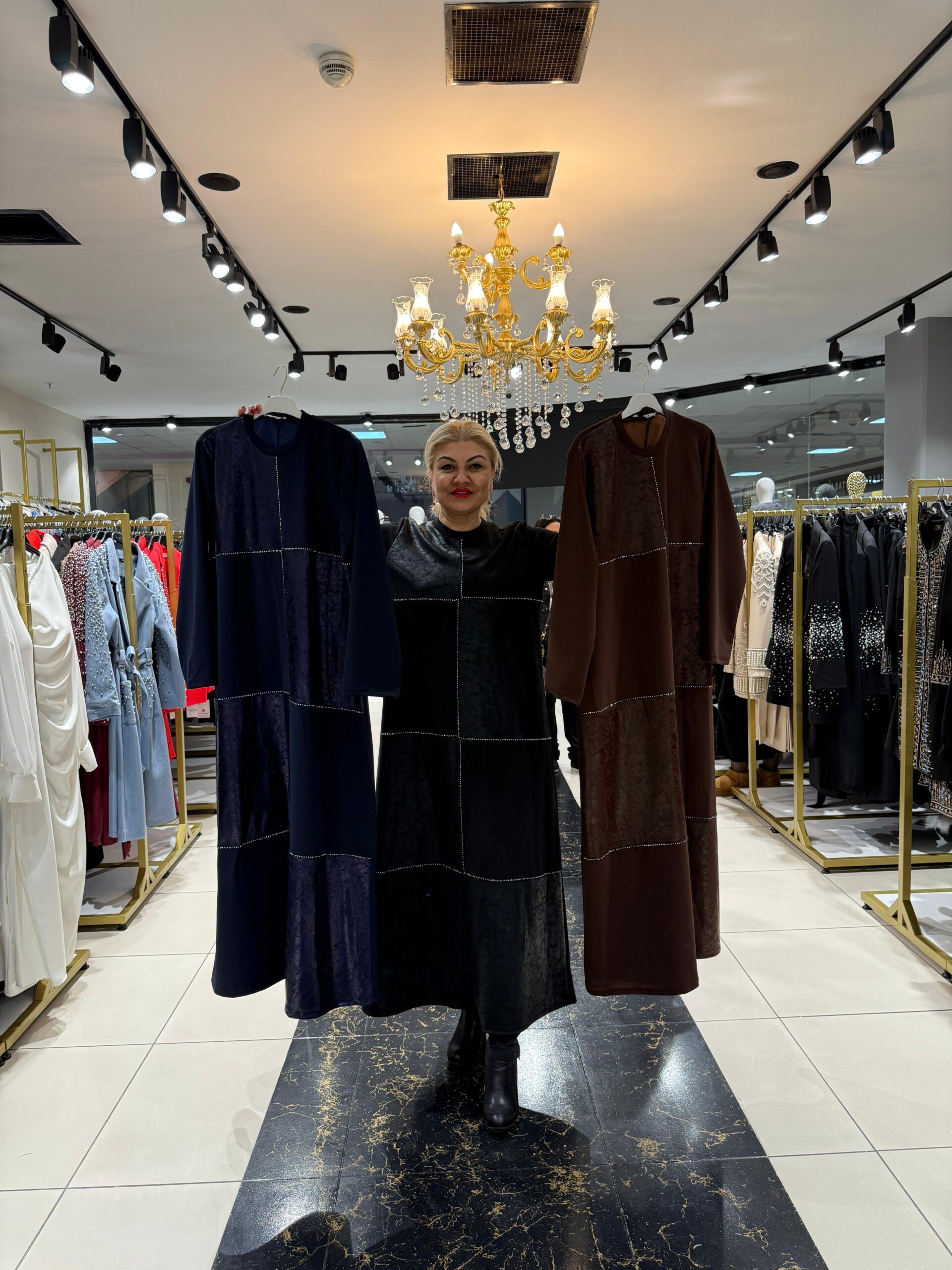 Siyah Büyük Damalı Krep Kumaş Elbise - Görsel 4